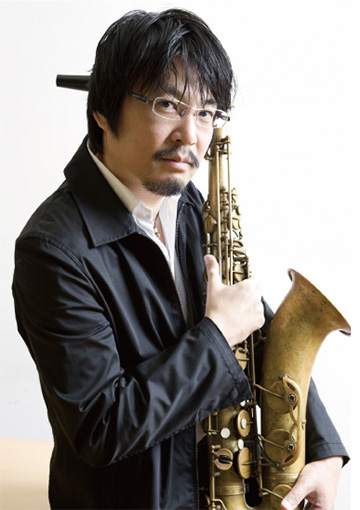 川嶋哲郎（sax）